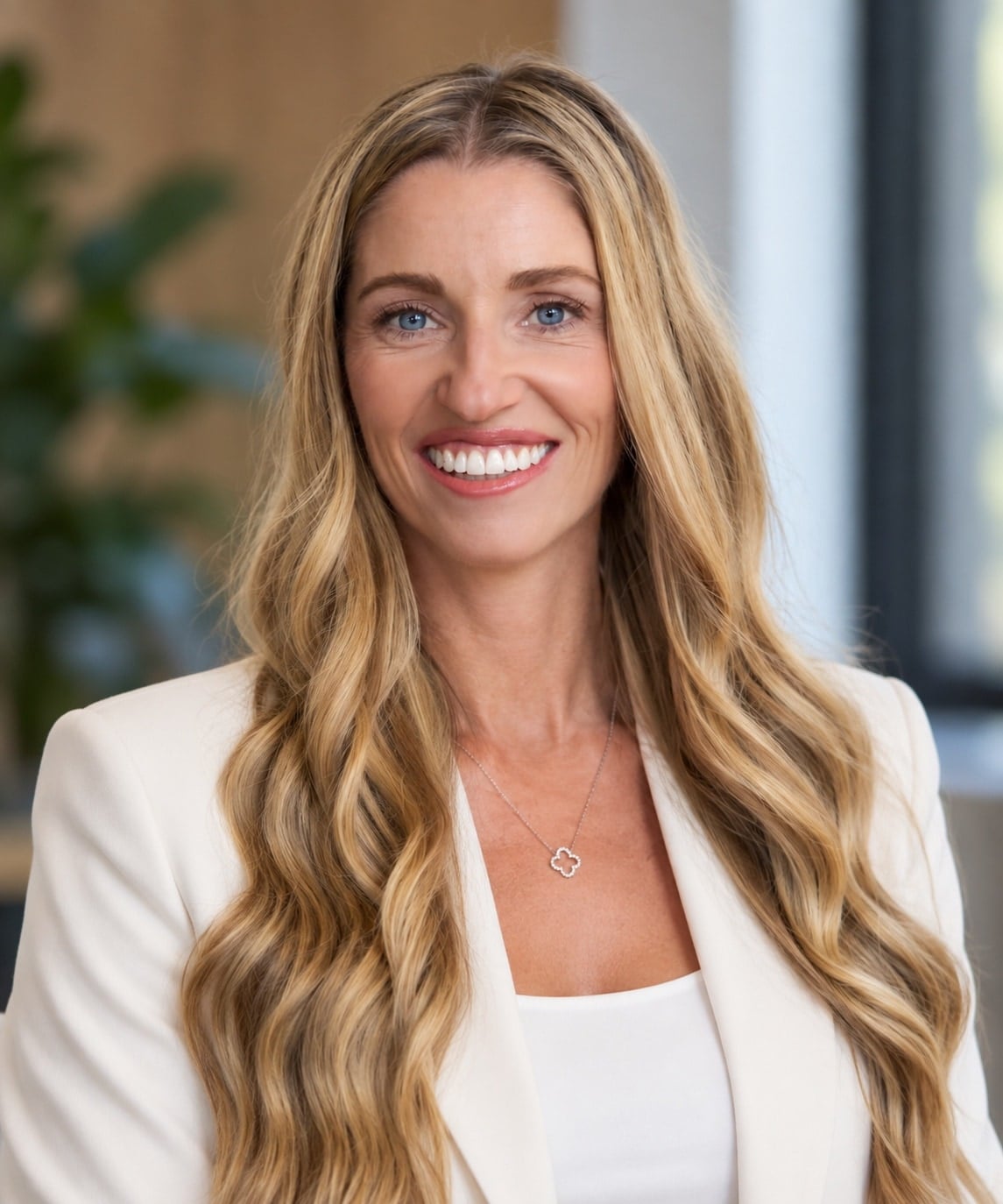 Julie Summerville, Chief Executive Officer & President at Ellian